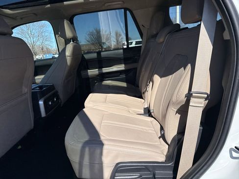 Used 2025 Ford Expedition Max Active image 31