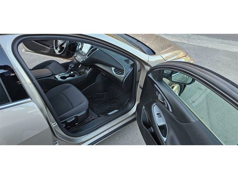 Used 2024 Chevrolet Malibu LS w/ LPO, Floor Liner Package image 8