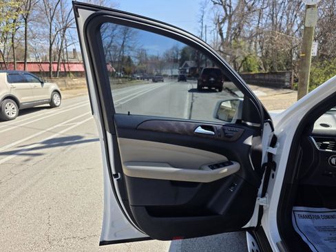 Used 2015 Mercedes-Benz ML 350 2WD image 10