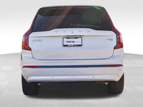 New 2026 Volvo XC90 T8 Plus w/ Protection Package Premier image 5