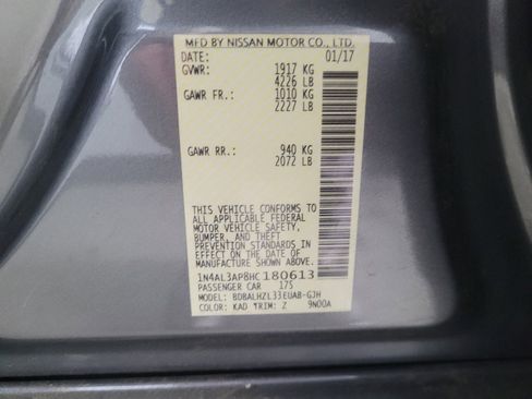 Used 2017 Nissan Altima 2.5 SR w/ Midnight Edition Package FWD image 33