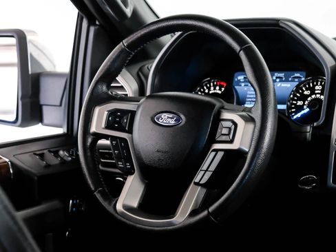 Used 2015 Ford F150 Platinum w/ Equipment Group 701A Luxury image 14