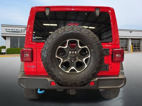 Used 2023 Jeep Wrangler Unlimited Rubicon 4xe image 4