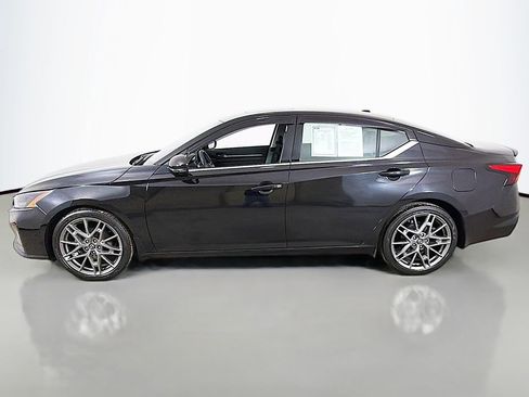 Used 2023 Nissan Altima 2.0 SR image 13