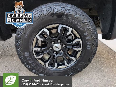 Used 2023 Chevrolet Silverado 1500 ZR2 w/ Technology Package AWD/4WD image 33