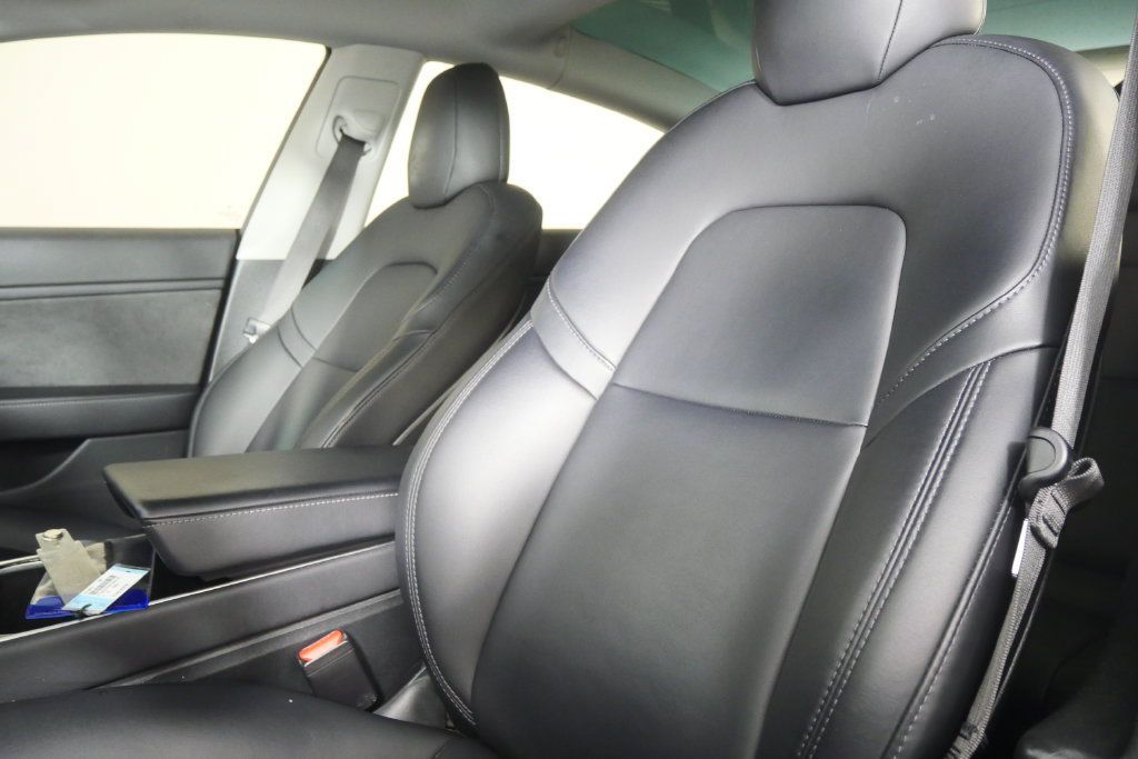 Used 2018 Tesla Model 3 Long Range RWD image 10