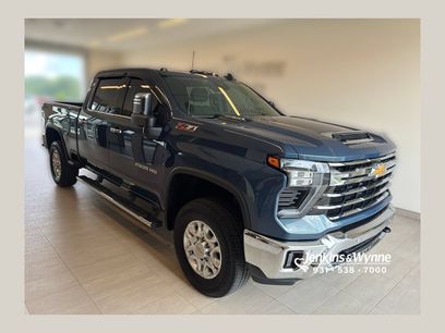 Used 2025 Chevrolet Silverado 2500 LTZ w/ LTZ Plus Package