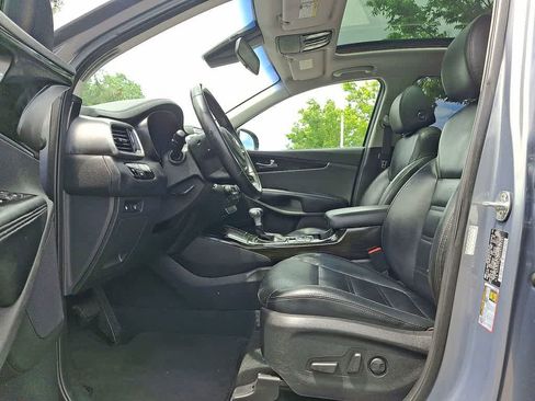 Used 2020 Kia Sorento EX FWD image 11