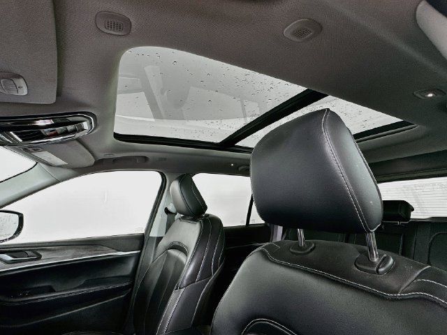 Used 2023 Jeep Grand Cherokee 4WD 4xe image 21