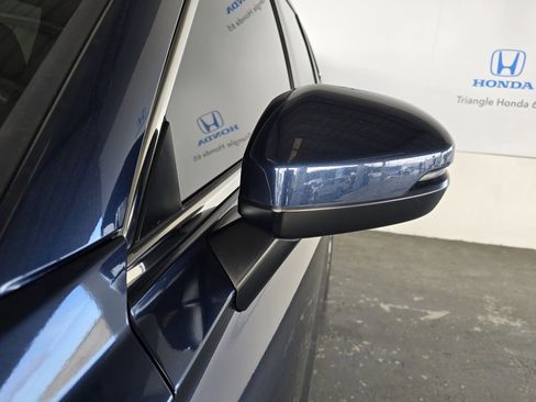 Used 2023 Honda CR-V EX image 30