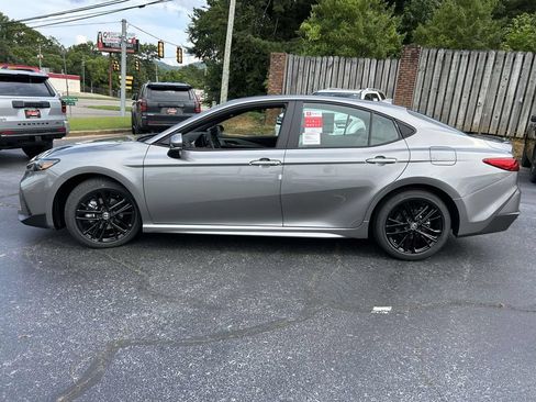 New 2026 Toyota Camry SE w/ Convenience Package FWD image 6
