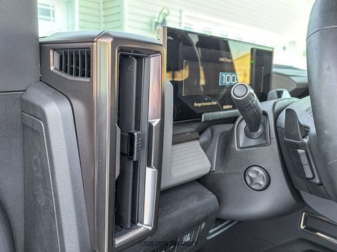 Used 2025 GMC Hummer EV 2X AWD/4WD image 56