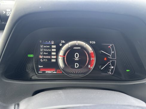 Used 2020 Lexus UX 250h w/ Premium Package image 27