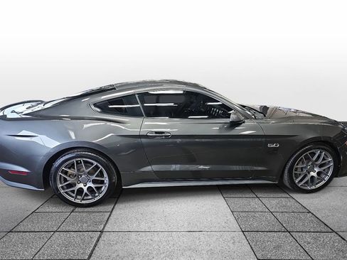 Used 2018 Ford Mustang GT Premium image 4