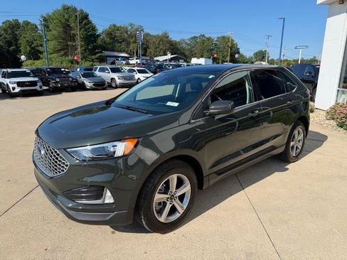 Certified 2023 Ford Edge SEL w/ Convenience Package AWD/4WD image 3