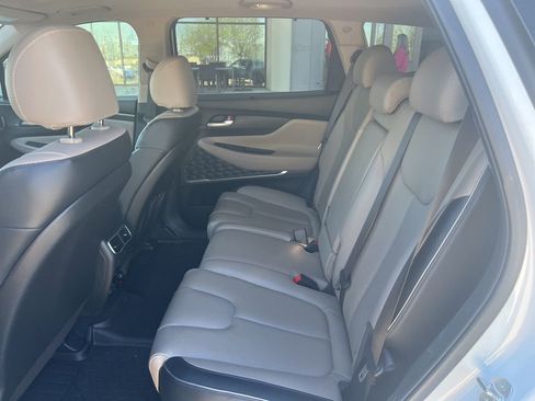 Used 2023 Hyundai Santa Fe Limited w/ Cargo Package image 5