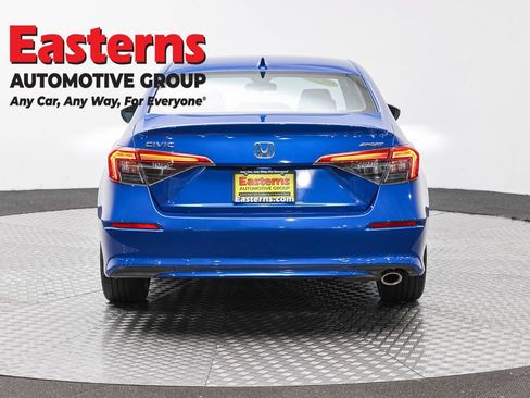 Used 2024 Honda Civic Sport image 6