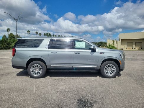 New 2026 GMC Yukon XL Denali image 4