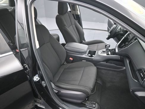 Used 2022 Subaru Legacy Premium image 19