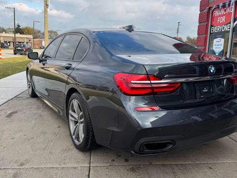 Used 2016 BMW 750i xDrive image 11