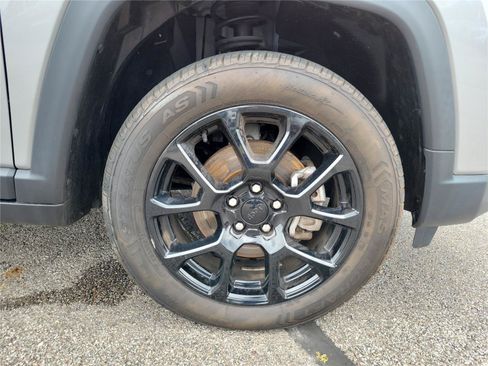Used 2022 Jeep Compass Latitude w/ Convenience Group AWD/4WD image 6