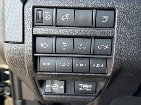 Used 2025 Toyota Tacoma TRD Pro AWD/4WD image 48
