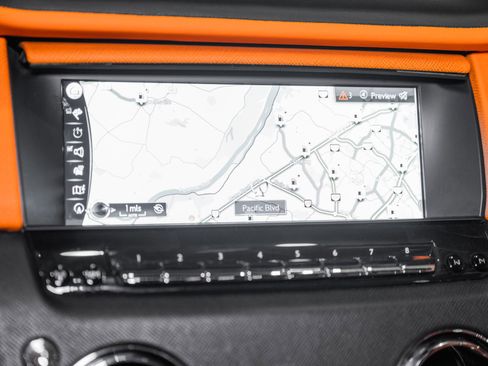 Used 2020 Rolls-Royce Cullinan image 36