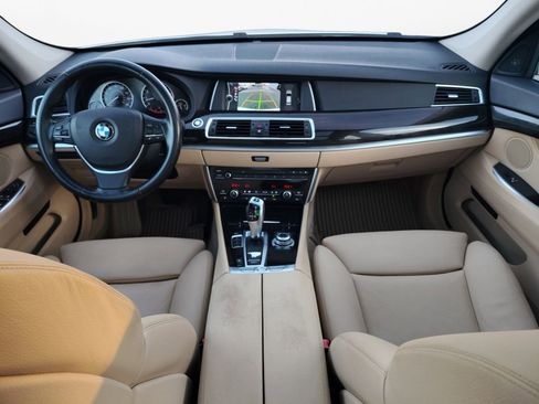 Used 2010 BMW 535i Gran Turismo image 3