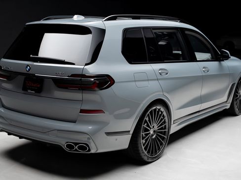 Used 2024 BMW ALPINA XB7 AWD/4WD image 35