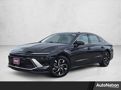 Used 2025 Hyundai Sonata SEL FWD image 1