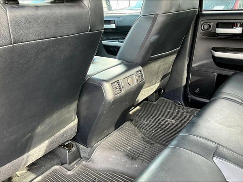 Used 2019 Toyota Tundra Limited w/ Limited Premium Package AWD/4WD image 11