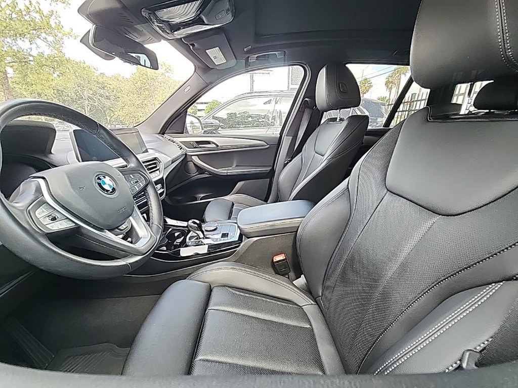 Used 2023 BMW X3 sDrive30i w/ Convenience Package RWD image 3
