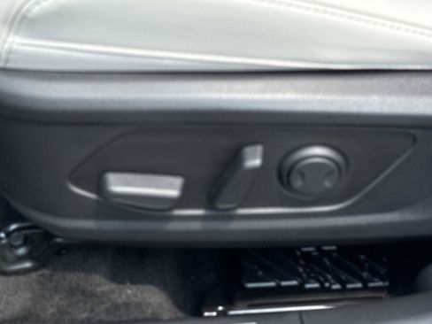 Certified 2024 Hyundai Tucson Limited AWD/4WD image 17