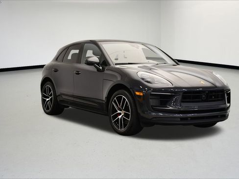 Used 2024 Porsche Macan S image 9
