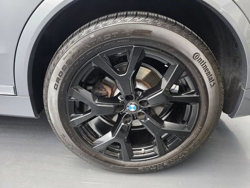 Certified 2024 BMW X7 xDrive40i w/ Premium Package AWD/4WD image 19
