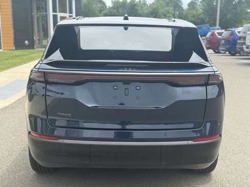 New 2025 Jeep Wagoneer S Limited image 3