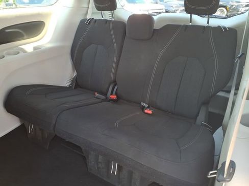 Used 2023 Chrysler Voyager LX FWD image 22