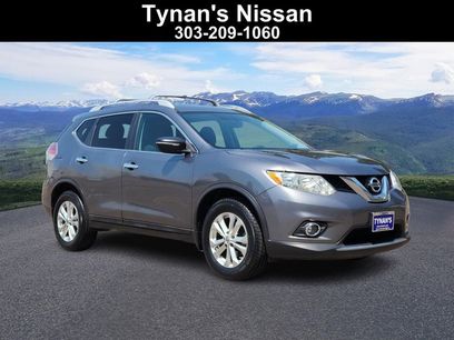 Used 2015 Nissan Rogue SV w/ SV Moonroof Package
