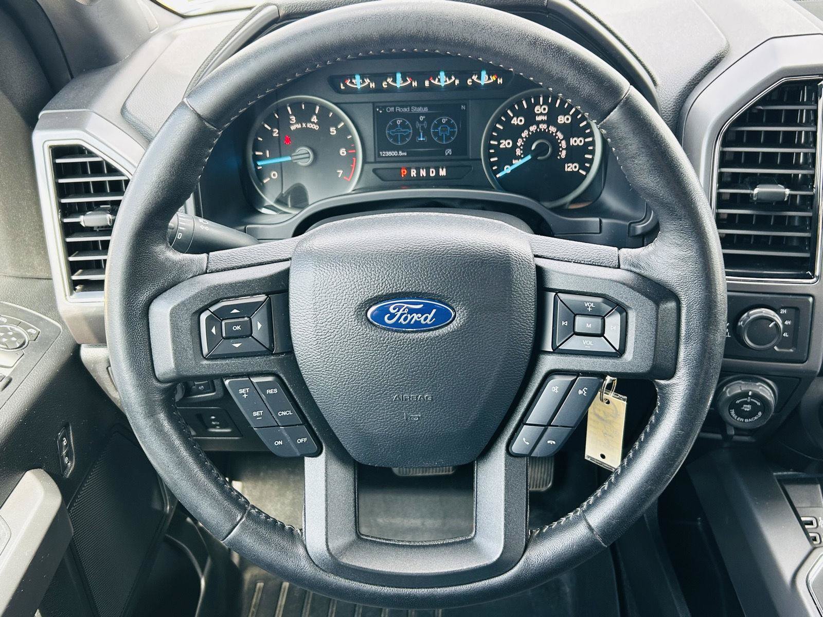 Used 2018 Ford F150 XLT w/ Equipment Group 302A Luxury AWD/4WD image 14