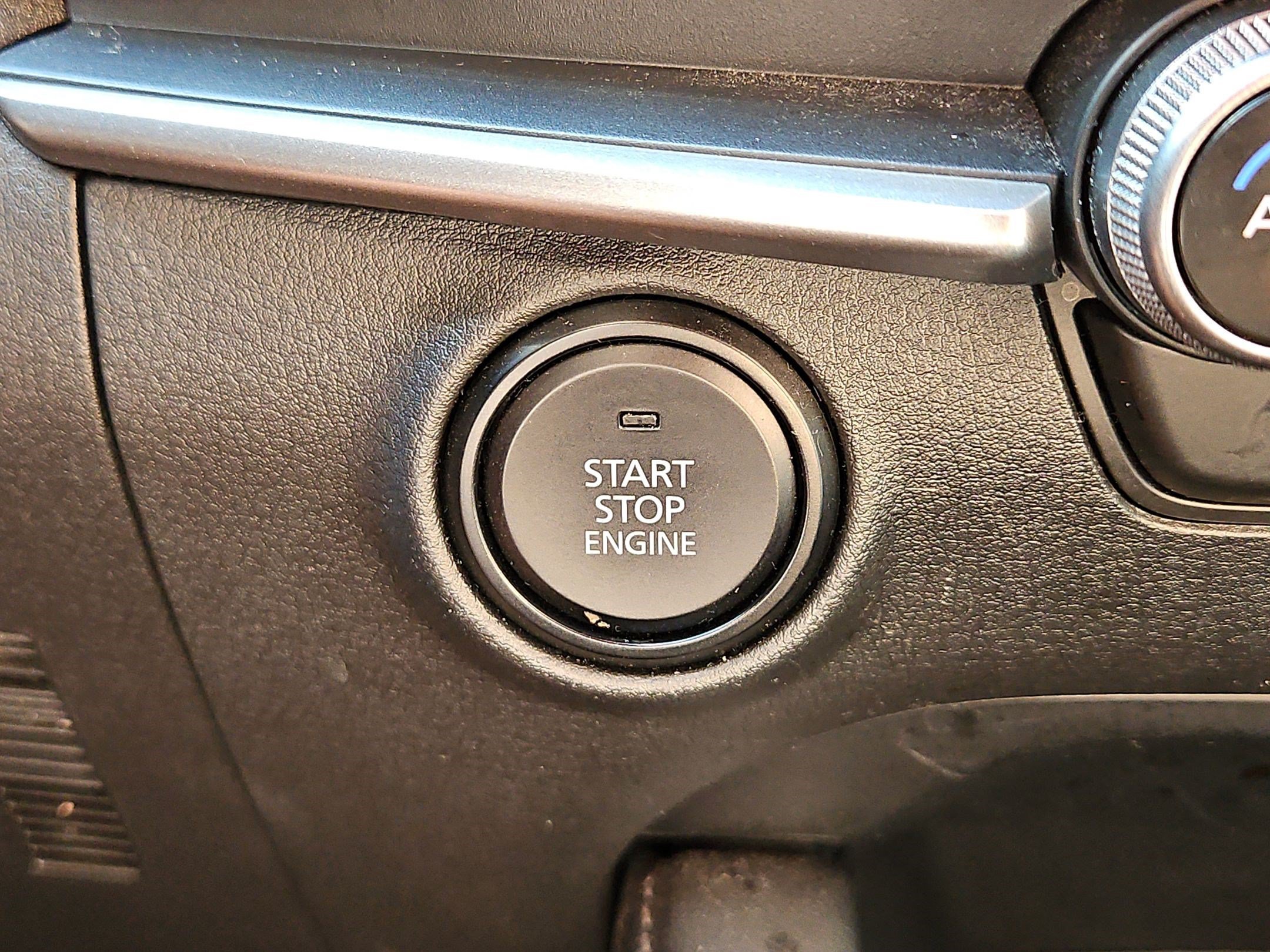 Used 2025 MAZDA MAZDA3 s FWD image 17