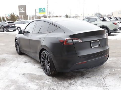 Used 2022 Tesla Model Y Performance image 7