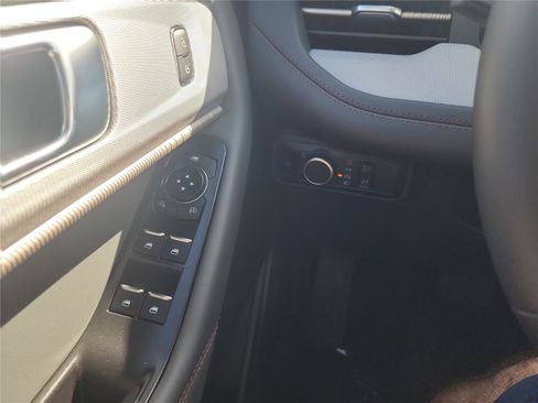 New 2026 Ford Explorer Active image 29