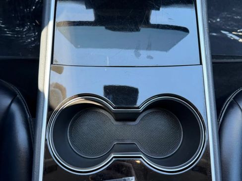 Used 2018 Tesla Model 3 Long Range RWD image 25