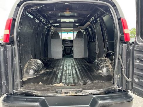 Used 2013 Chevrolet Express 2500 w/ Power Package RWD image 22