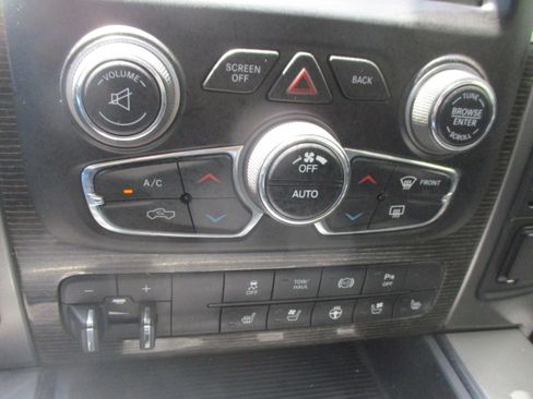 Used 2014 RAM 2500 Limited AWD/4WD image 13