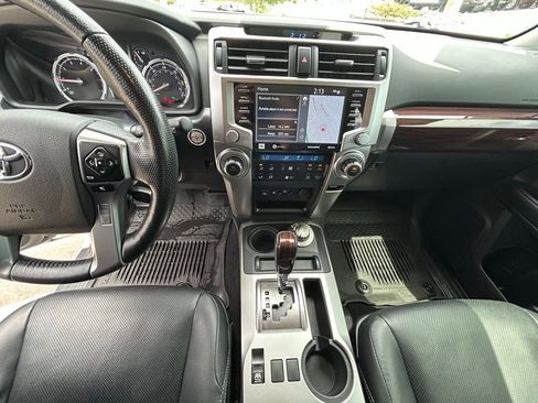 Used 2023 Toyota 4Runner Limited AWD/4WD image 19