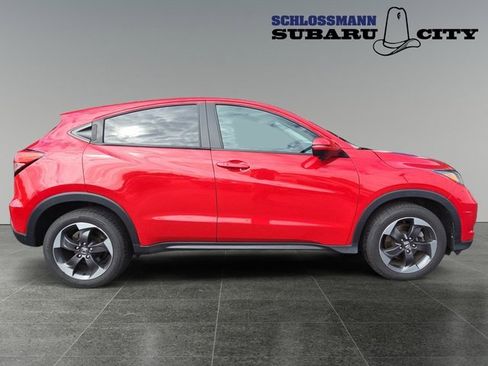 Used 2018 Honda HR-V EX image 10