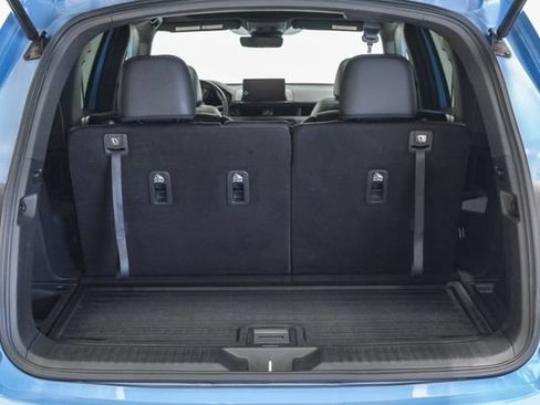 Used 2025 Honda Pilot TrailSport image 38