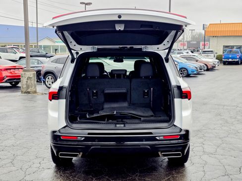 Used 2025 Buick Enclave Sport Touring image 51