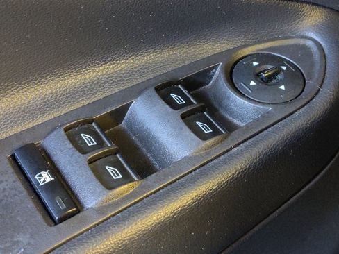 Used 2018 Ford Escape SE FWD image 27